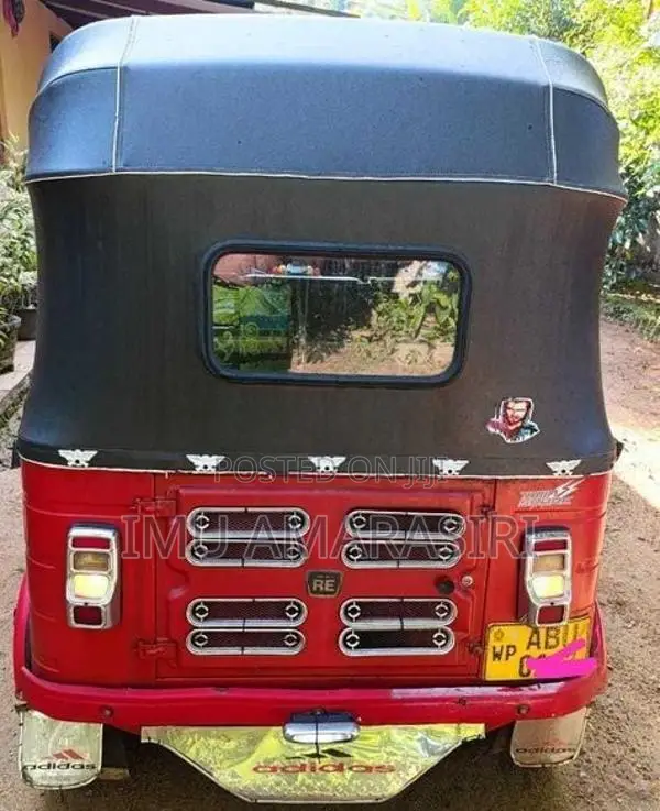 Bajaj RE Three Wheeler 2019