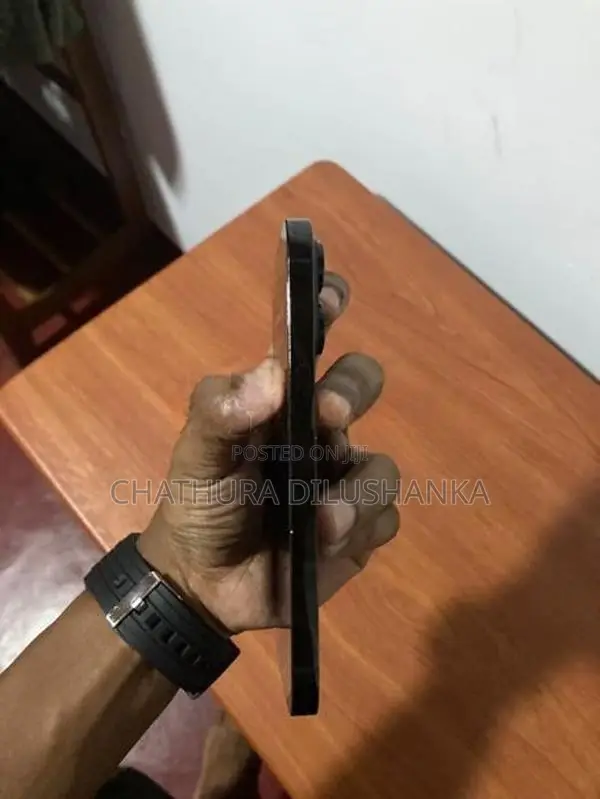 Apple iPhone 14 Pro (Used)