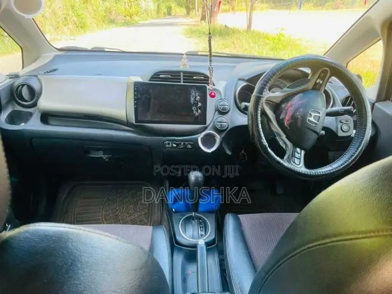 Honda Fit GP1 2013