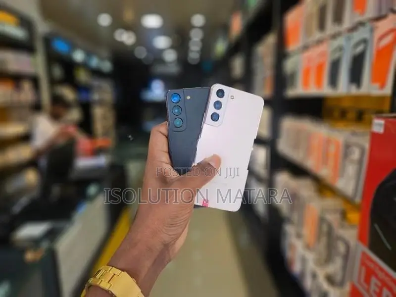 Samsung Galaxy S22 5G (Used)