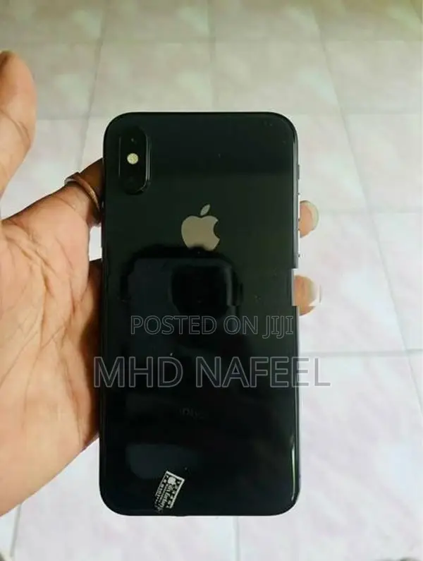 Apple iPhone XS (Used)