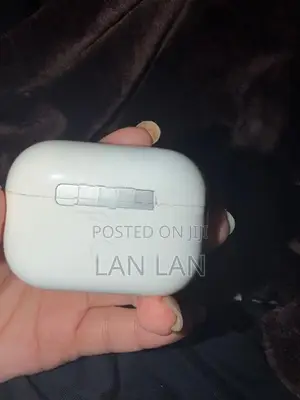 Apple AirPods Pro 2