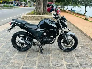 Yamaha FZ v2 2017
