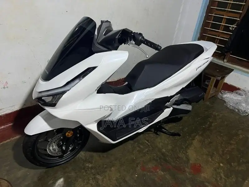 Honda PCX160 2026