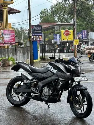 Bajaj Pulsar NS200 2018