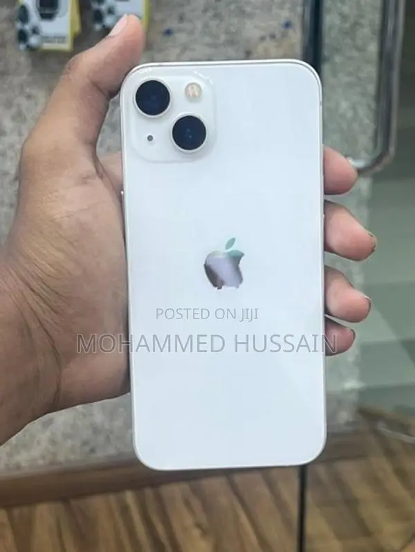 Apple iPhone 13 (Used)