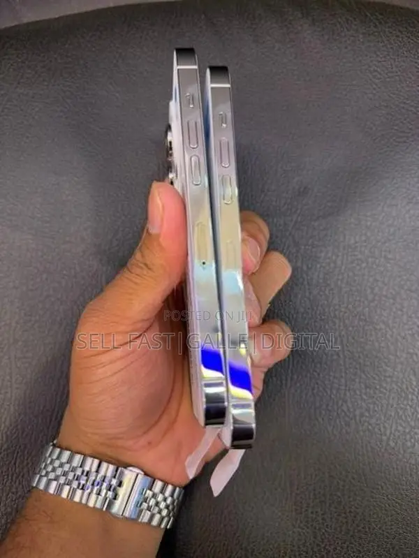Apple iPhone 14 Pro (Used)