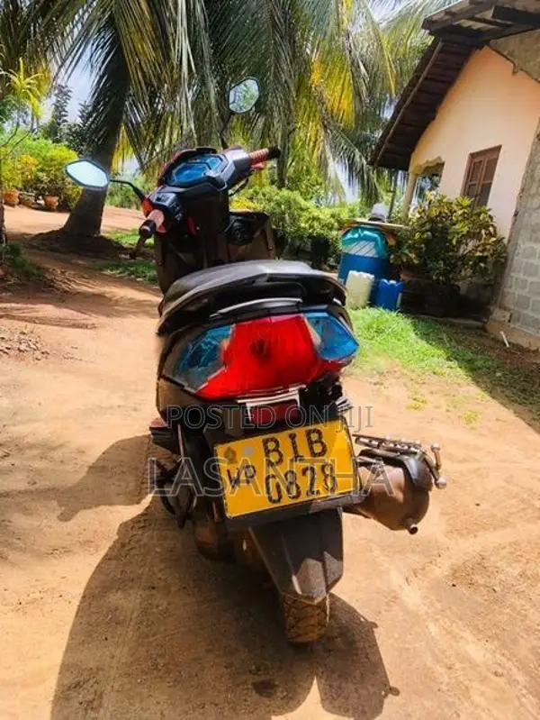Honda Dio 2020