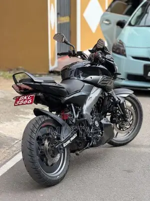 Bajaj Pulsar NS200 BS7 2025
