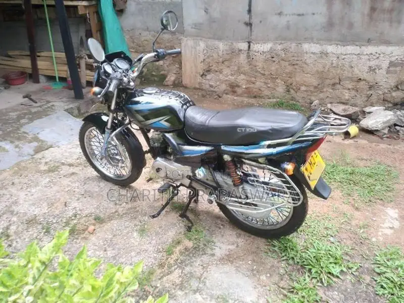Bajaj CT100 2006