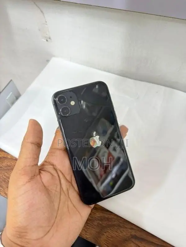 Apple iPhone 11 128GB (Used)