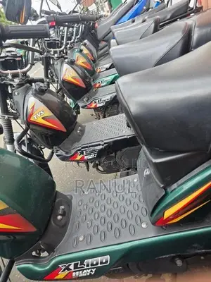 TVS XL 100 2025