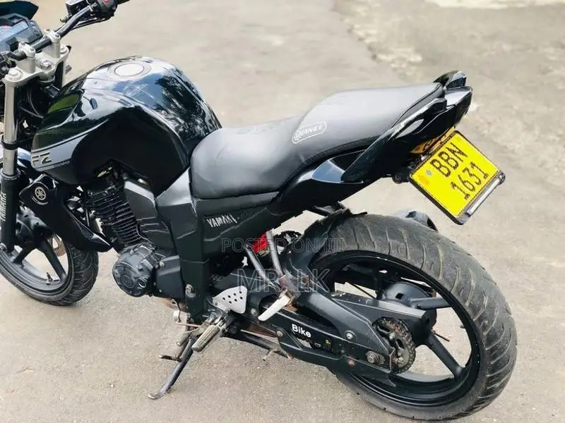 Yamaha FZ S 2014