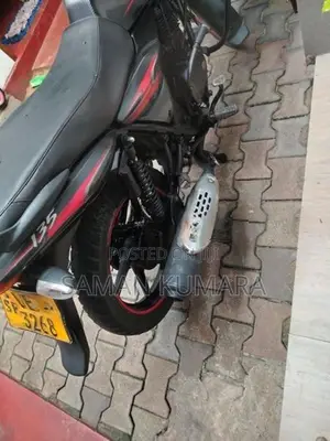 Bajaj Discover 2010