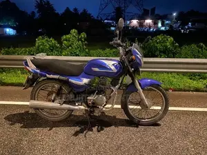 Bajaj CT100 2006