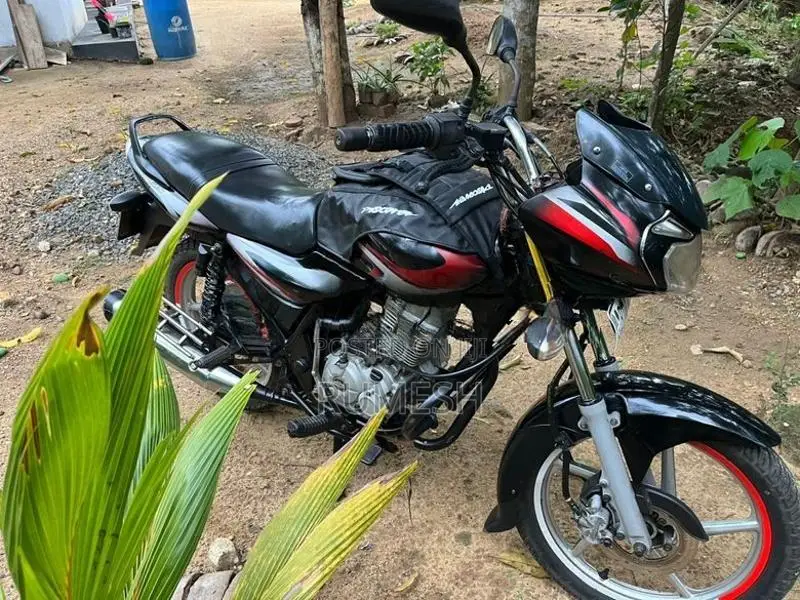 Bajaj Discover 125 2016