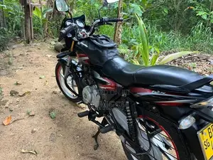 Bajaj Discover 125 2016