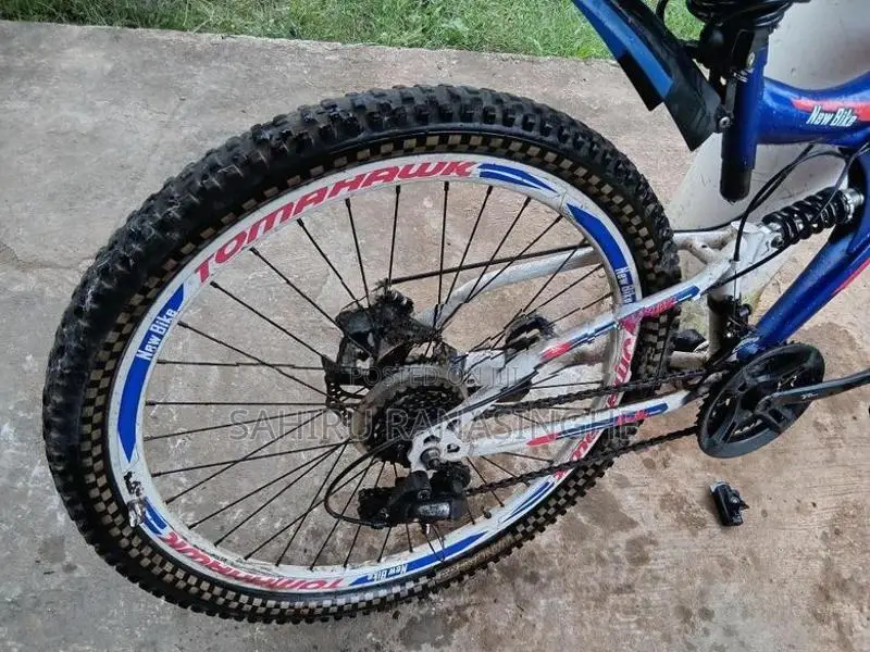 Tomahawk Mountain Bicycle