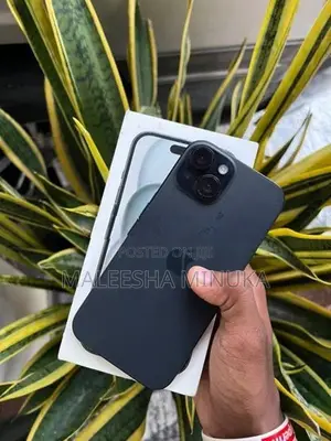 Apple iPhone 15 (Used)