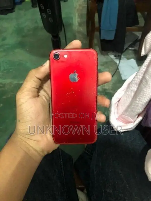 Apple iPhone 7 (Used)