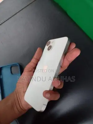Apple iPhone 13 (Used)