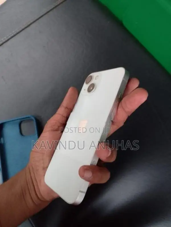 Apple iPhone 13 (Used)