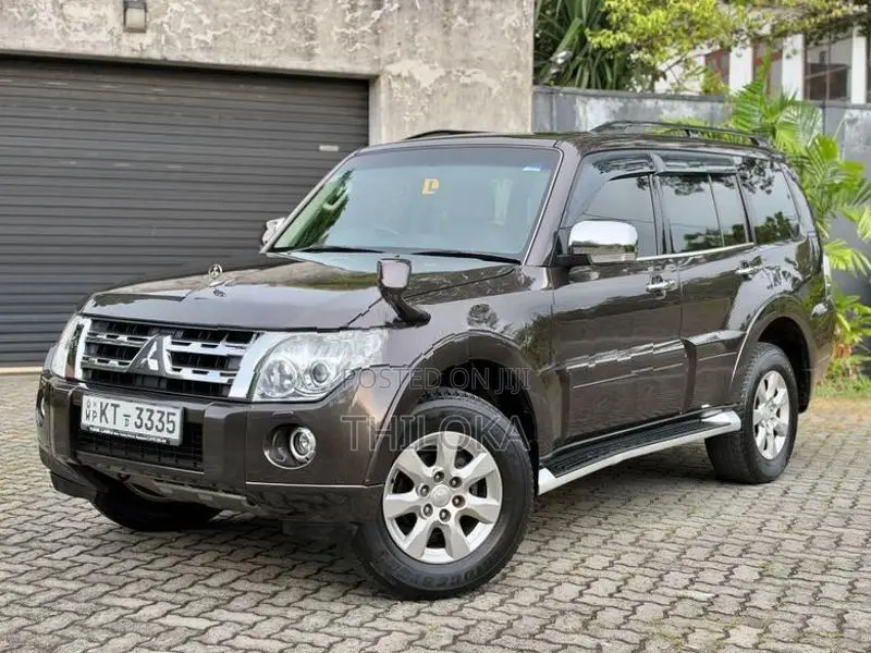 Mitsubishi Montero GLS Sunroof 2012