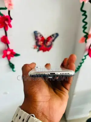 Apple iPhone X (Used)