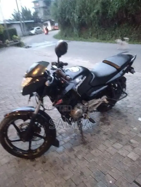 Bajaj Pulsar 135 2016
