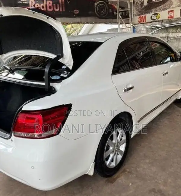 Toyota Premio G Superior 2019