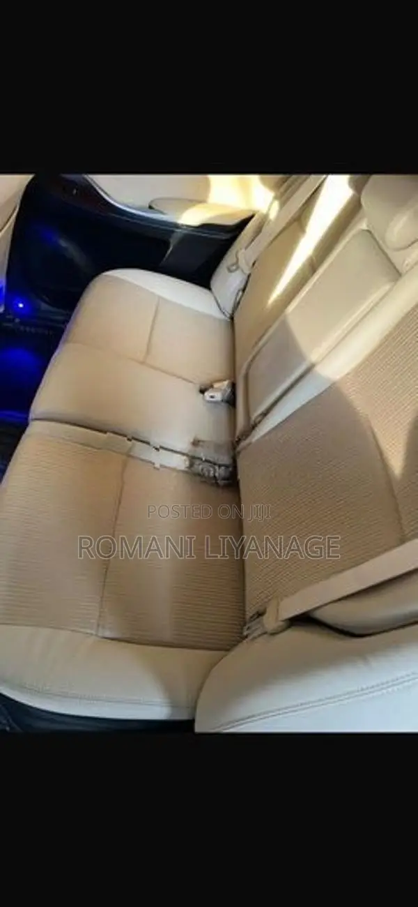 Toyota Premio G Superior 2019