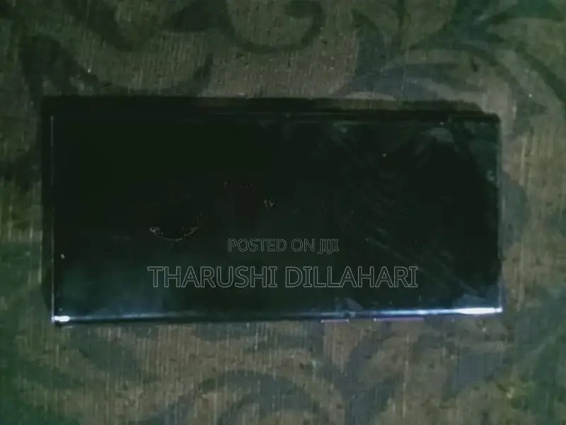 Samsung Galaxy S22 (Used)