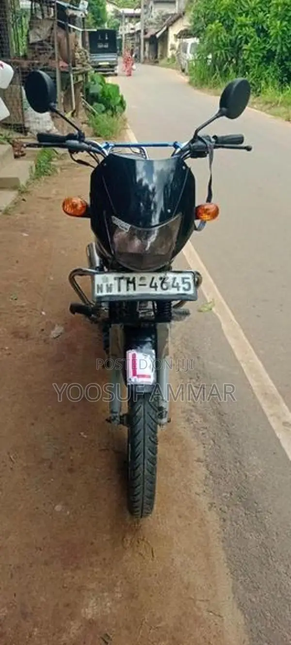 Bajaj CT100 2006
