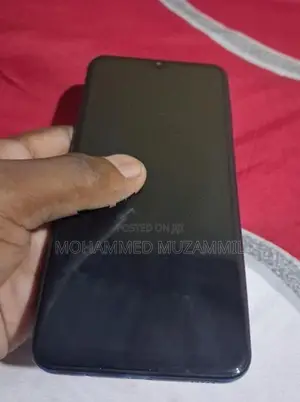 Samsung Galaxy A50 (Used)
