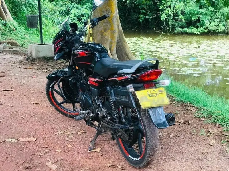Bajaj Discover 2009