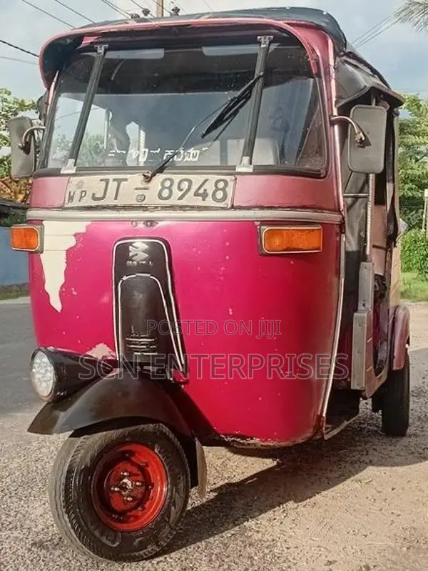 Bajaj RE 2005