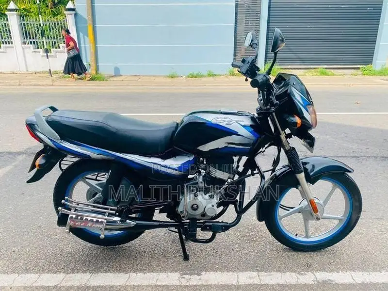 Bajaj CT100 ES 2023