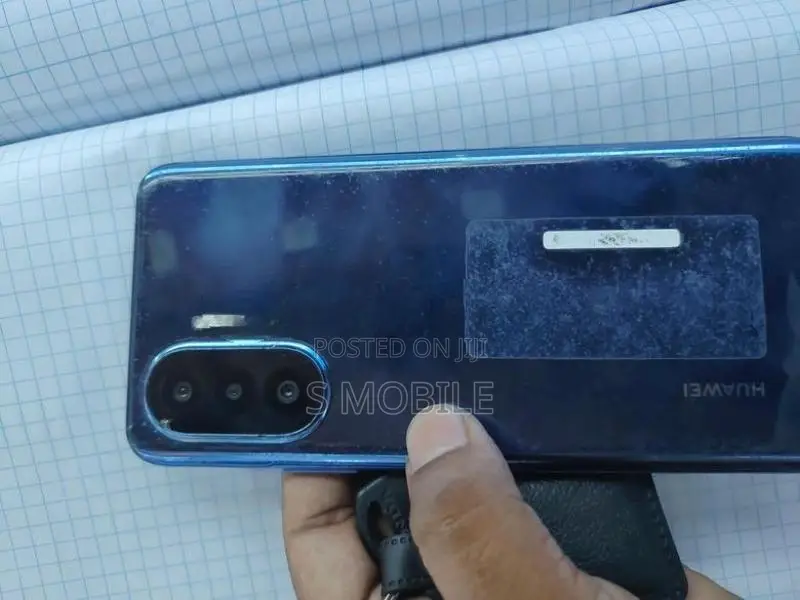 Huawei Nova Y70 128GB (Used)