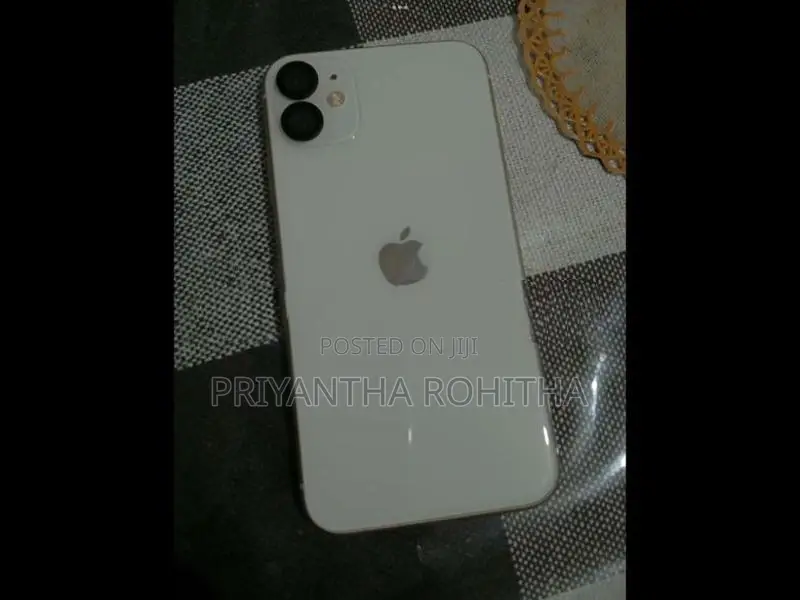 Apple iPhone 11 128GB (Used)