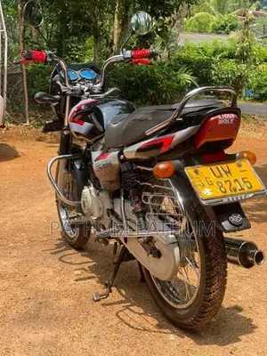 Bajaj CT100 2009