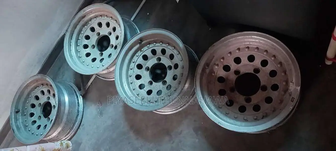 Mitsubishi 4dr5 Jeep alloy wheel set for Other