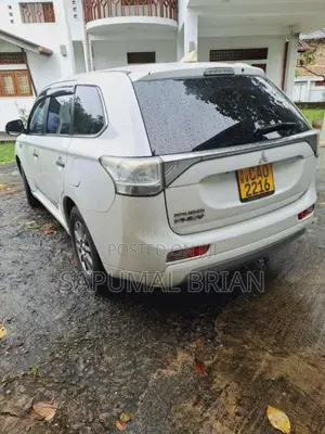 Mitsubishi Outlander 2014 SUV (Used)