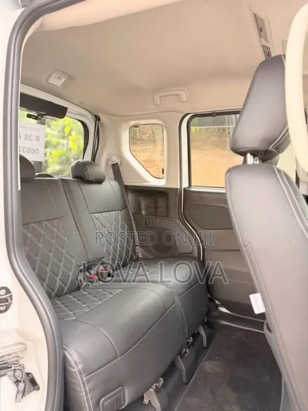 Mitsubishi Delica Mini T-Premium Turbo Hybrid Spacia Wagon R 2024 Car 