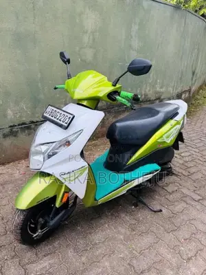 Honda Dio 2015 Motorbike (Used)