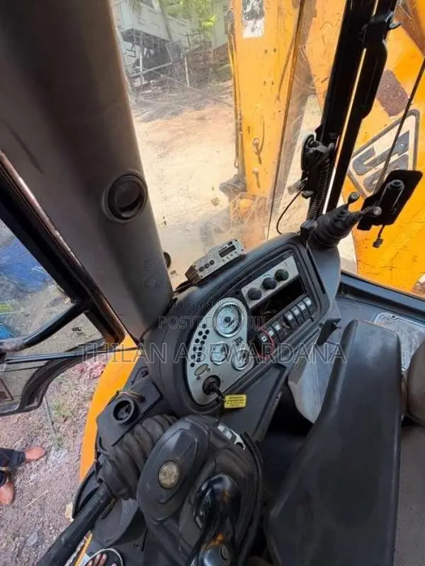 JCB 21 2004 Heavy-Duty (Used)