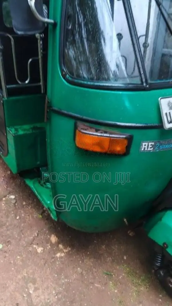 Bajaj RE 2 Stroke 2007 Three Wheel (Used)