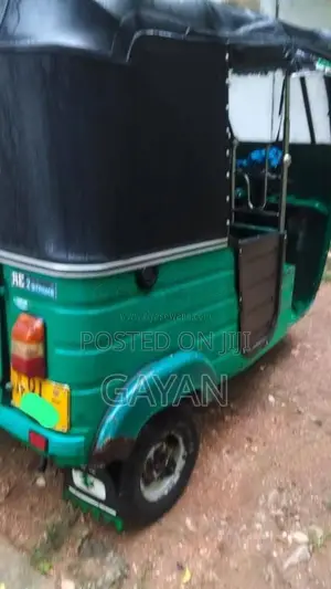 Bajaj RE 2 Stroke 2007 Three Wheel (Used)