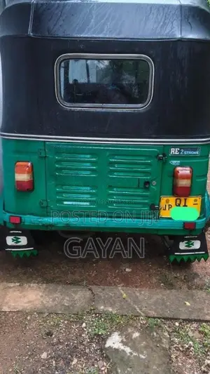 Bajaj RE 2 Stroke 2007 Three Wheel (Used)