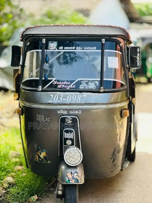 Bajaj RE 1997 Three Wheel (Used)
