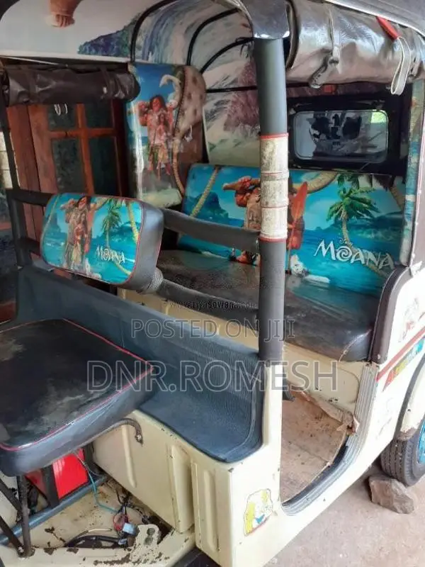 Bajaj RE 2 stroke 2000 Three Wheel (Used)